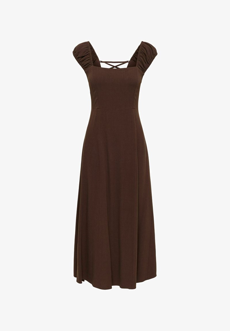 Robe midi marron avec manches courtes bouffantes, encolure carrée et bretelles croisées sur le haut de la poitrine.