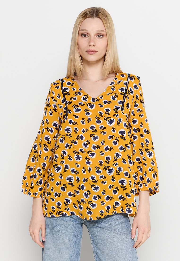 Damart Blouse geel