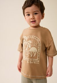 Next SHORT SLEEVE CHARACTER - Triko s potiskem - tan brown