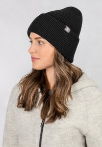 Giesswein FLONING UNISEX - Mütze - schwarz