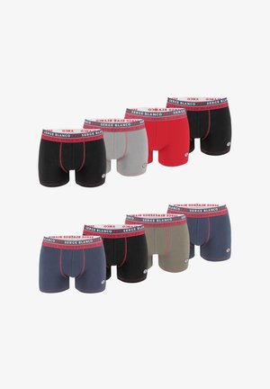 Sept paires de boxers pour hommes en noir, gris, rouge, olive et marine, avec des ceintures élastiques à logo et des accents de couture rouge.
