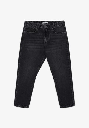 Jean en denim noir à coupe droite, avec une fermeture à boutons et à glissière, cinq poches et un léger délavage sur le tissu.