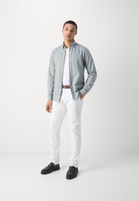 Lindbergh MELANGE BRUSHED SHIRT - Košile - light green