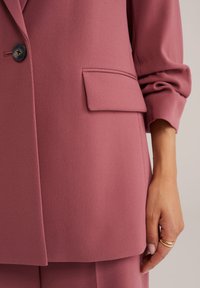 WE Fashion Blejzr - pink
