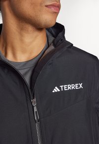Adidas Terrex MULTI 2.5L - Vízálló dzseki - black