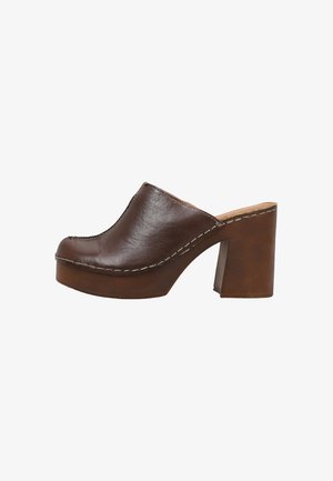 Sandra Fontán, TEPUI - Mules à talons - brown