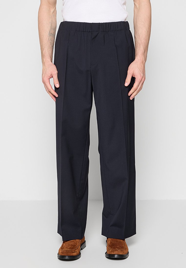 sandro Broek blauw
