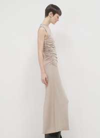 Calliope LUNGO CON ARRICCIO - Maxikleid - tortora