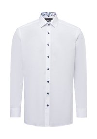 Weißes Langarmhemd mit Kragen, ausgestattet mit blauen Knöpfen und einem floralen Innenmuster. Glattes Material mit klassischer Passform.