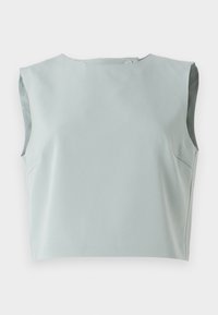 Blusa senza maniche azzurro chiaro con scollo rotondo e chiusura con bottoni sul retro, esposta su sfondo bianco.