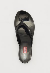 Melissa MELISSA QUANTUM THONG X DIESEL - Sandalai su T formos dirželiu - black