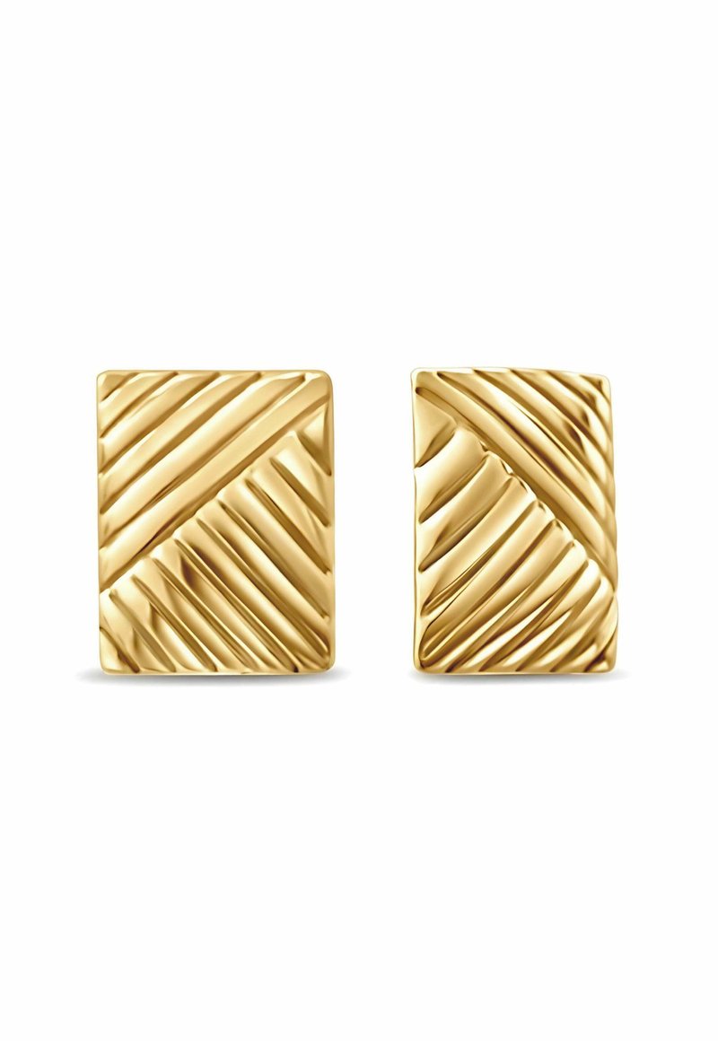 Boucles d'oreilles carrées en or avec un motif diagonal texturé et des bords lisses, présentant un design surélevé et strié sur la surface.