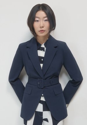 CON CINTURA - Blazer - blu notte