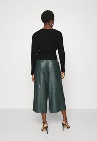 Nly by Nelly Långärmad tröja - black