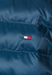 Tommy Hilfiger PACKABLE - Casaco leve - dark lakeside