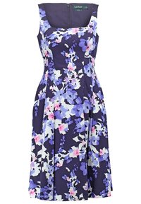 Vestido floral con escote cuadrado y diseño sin mangas. Presenta una base de color púrpura oscuro con patrones florales azules y rosas. Con cremallera en la parte posterior.