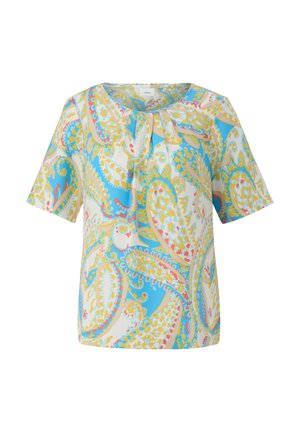 Blusa a maniche corte con un motivo paisley blu, giallo e rosa, caratterizzata da un collo rotondo e un tessuto morbido e leggero.