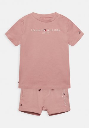 BABY ESSENTIAL SET - Shorts - pink