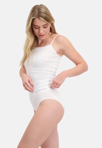 Bamboo Basics 3 PACK - SEAMLESS FULL - Slip - white