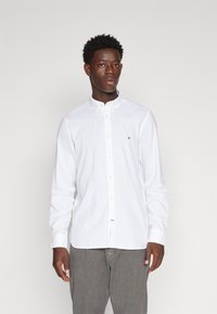 Tommy Hilfiger FLEX DOBBY - Srajca - optic white