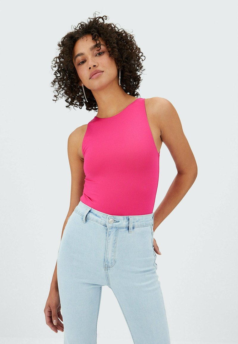 Damen T-Shirts | Stradivarius NECKHOLDER Top neon pink/neonpink - WX97826 Damen T-Shirts | Stradivarius NECKHOLDER Top neon pink/neonpink - WX97826