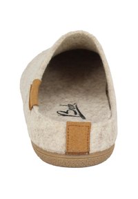 Filz-Slipper in Beige mit einem Akzent aus braunem Wildleder. Abgerundete Zehenpartie, weiche Textur und eingraviertes Logo auf der Innensohle. Flache Gummisohle.