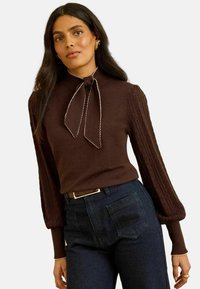 Unselected, chocolate brown