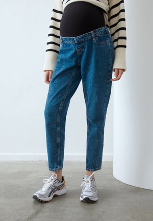 Jeansy damskie mom fit