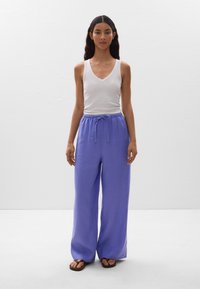 OYSHO LINEN STRAIGHT-LEG - Kalhoty - purple