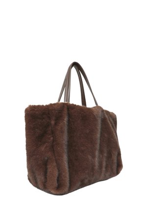 Borsa tote marrone in pelliccia sintetica con doppi manici in pelle marrone scuro, forma rettangolare, texture morbida e aspetto soffice.
