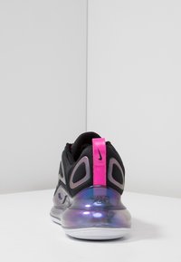 Nike Sportswear Matalavartiset tennarit - black