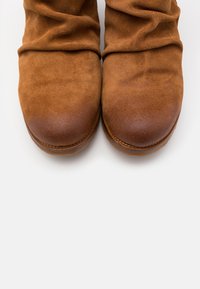 Felmini Wide Fit Botki