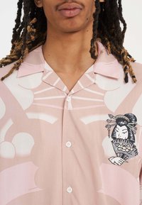 Ed Hardy GEISHA FAN CAMP  - Shirt - pink white