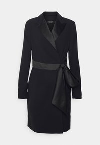 Svart omslagsklänning med långa ärmar, satiné detaljer, ett stort sidsnöre och en klassisk krage med snibb. Slätt tyg med skräddarsydd silhuett.