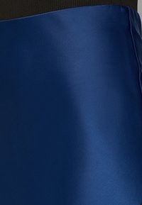 YAS Tall YASPELLA MIDI SKIRT  - A-line skjørt - navy peony