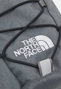 The North Face JESTER CROSSBODY UNISEX - Mala a tiracolo - grey dark heather/asphalt grey