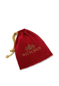 Bolsa de terciopelo roja con cordón de cierre, con un logo bordado en dorado "WITTCHEN" y un acabado texturizado. Cierre con cordón dorado.