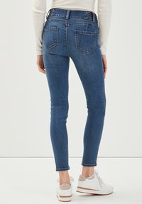 Cache Cache Jeans Skinny Fit - stone blue denim