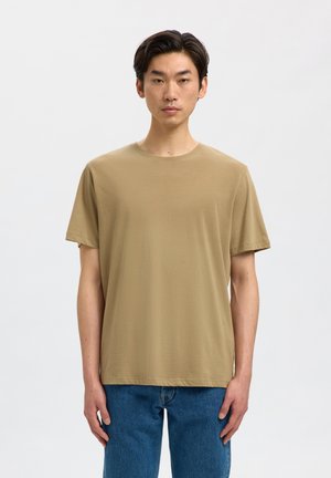 Selected, SLMASPEN ONECK TEE - Camiseta básica - kelp