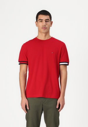 GLOBAL STRIPE FLAG CUFF TEE - Basic T-shirt - medium red