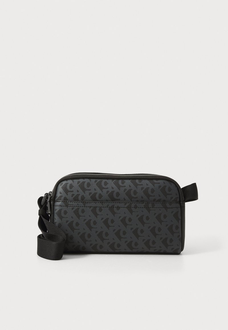 Calvin Klein Jeans TEXTURED CAMERA BAG  - Skulderveske - black