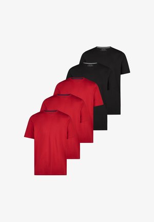 Sæt med fem ensfarvede t-shirts med korte ærmer og rund hals, tre røde foran og to sorte bagved, vist mod en hvid baggrund.