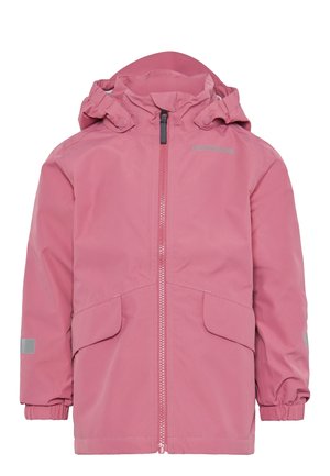 Różowa kurtka przeciwdeszczowa z kapturem, zamkiem z przodu, dwoma przednimi kieszeniami z patkami, elastycznymi mankietami i odblaskowymi naszywkami na rękawach.