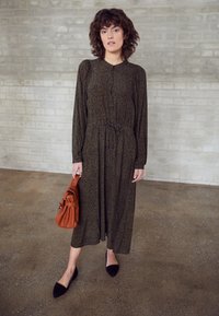 Zign Ballerinaskor - black