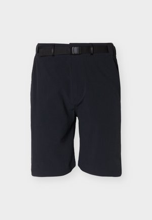 Musta põlveni ulatuvad lühikesed püksid, millel on integreeritud reguleeritav must pehme vöö ja pandlaga, kujutatud ühtlase helehall tausta ees.