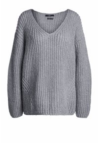 Pull gris en maille avec encolure en V, coupe oversize et motif côtelé texturé. Manches longues et silhouette décontractée, idéal pour superposer.