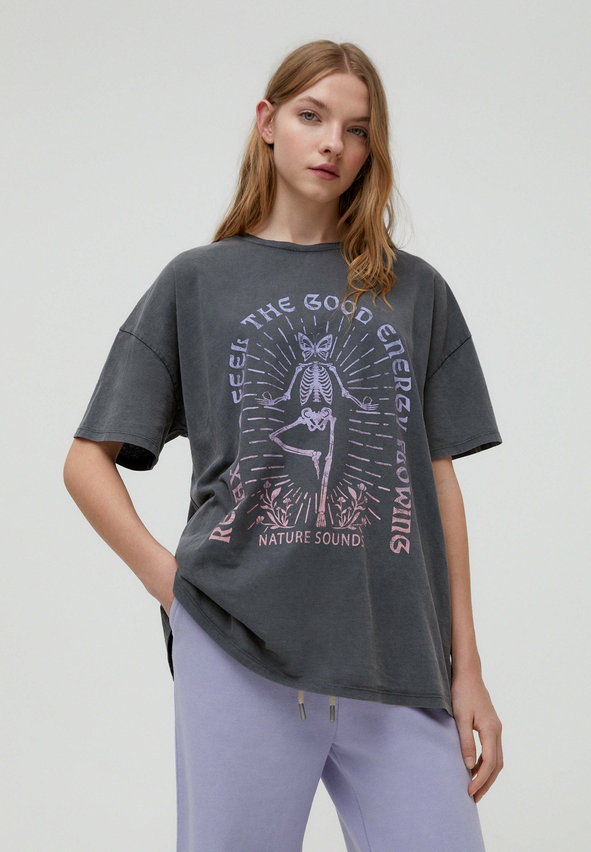 PULL\u0026BEAR MIT YOGA-SKELETT - T-shirt 