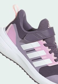 adidas Performance FORTARUN 2.0 CLOUDFOAM ELASTIC LACE STRAP - Scarpe da corsa su strada - shadow violet   cloud white   bliss lilac
