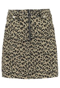 Beige ja musta leopardimustriga seelik, millel on eesne lukuga sulgur, kaks taskut ja struktureeritud lõige. Tekstuuriga kangas lisatud detailideks.