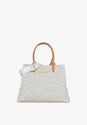 Sac fourre-tout en toile gris clair avec motif répété du logo "VALENTINO". Poignées en cuir tan et bandoulière ajustable et amovible avec ferrures dorées.